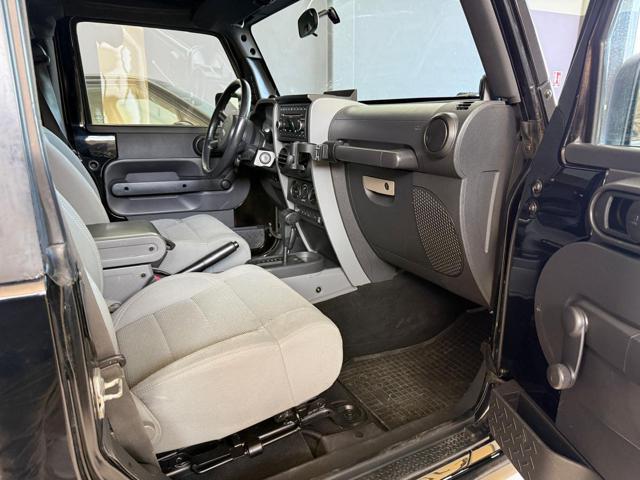 JEEP Wrangler 3.8 RUBICON / AUTO / SOLO 43000KM