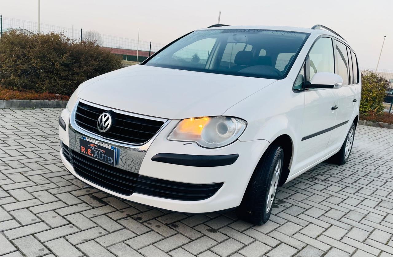Volkswagen Touran 2.0 Trendline Ecofuel