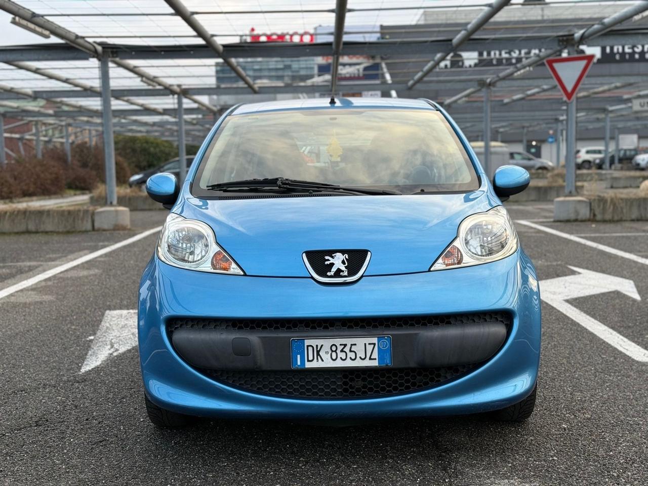 Peugeot 107 1.0 68CV 5p. Desir