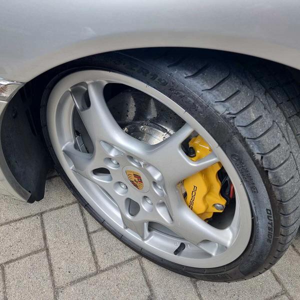 Porsche 911 Coupe 3.8 Carrera S
