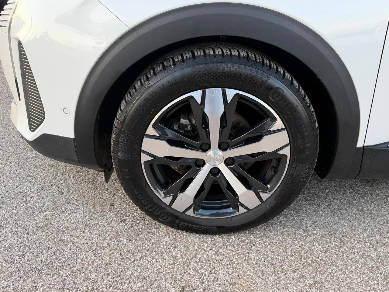 PEUGEOT 3008 ALLURE 1.5 130CV NAVI CRUISE CAM ANNO 2021