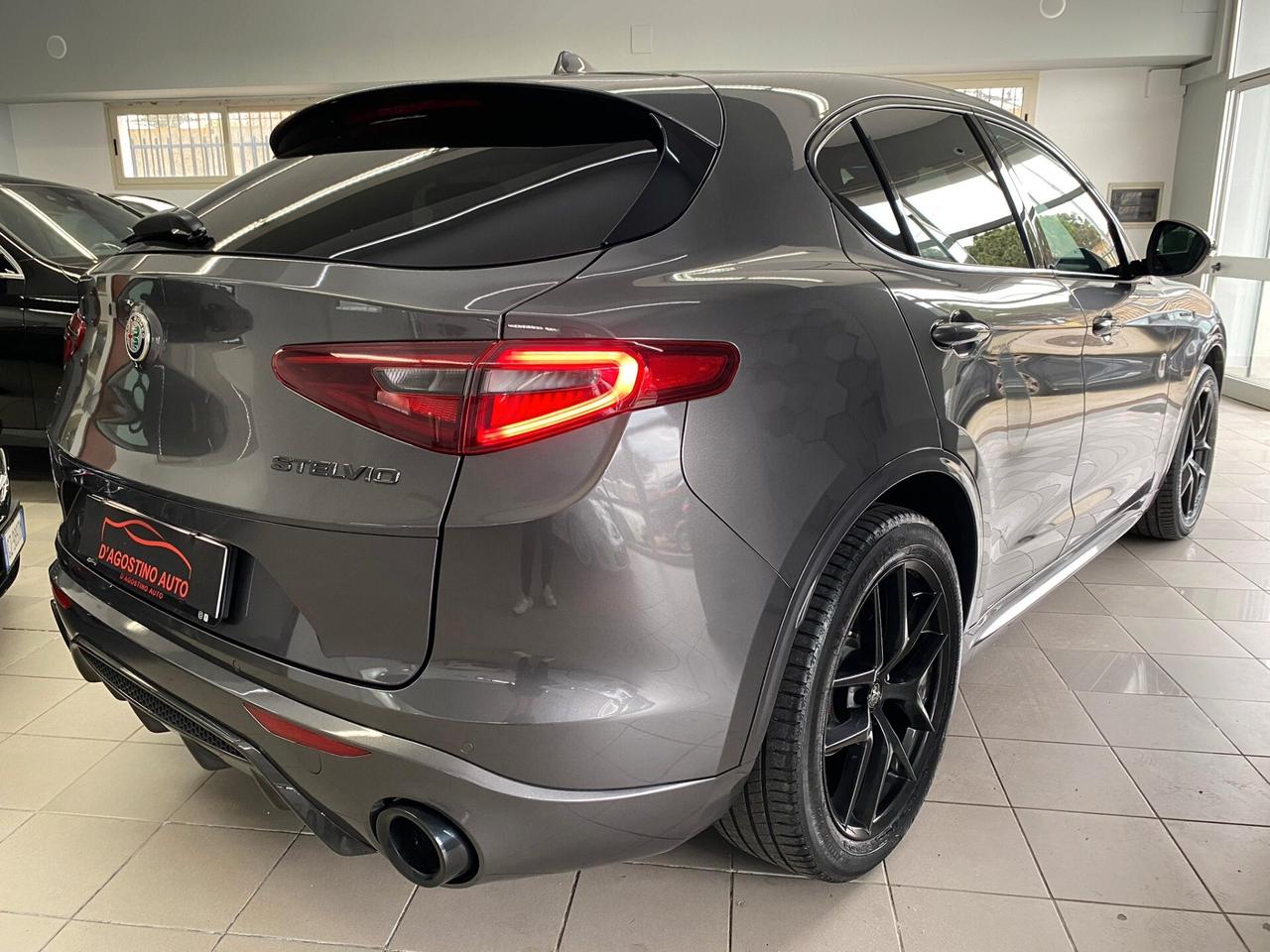 Alfa Romeo Stelvio 2.2 Turbodiesel 210 CV AT8 Q4 Veloce Tì