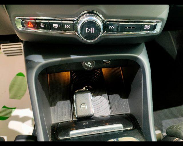 VOLVO XC40 2.0 d4 R-design awd geartronic