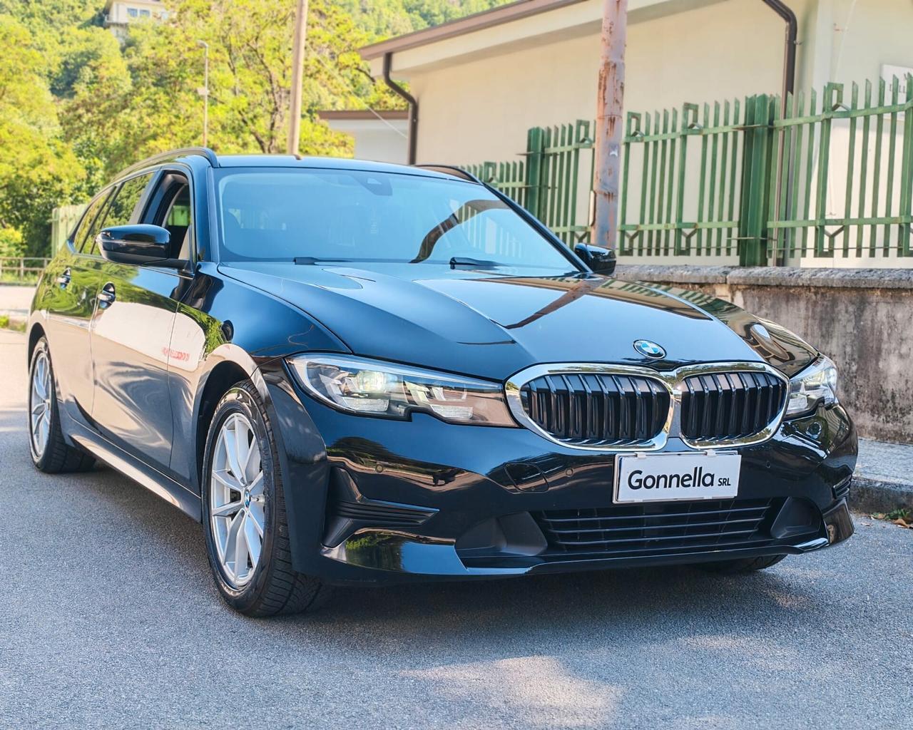 Bmw 318d 48V Touring Business Advantage