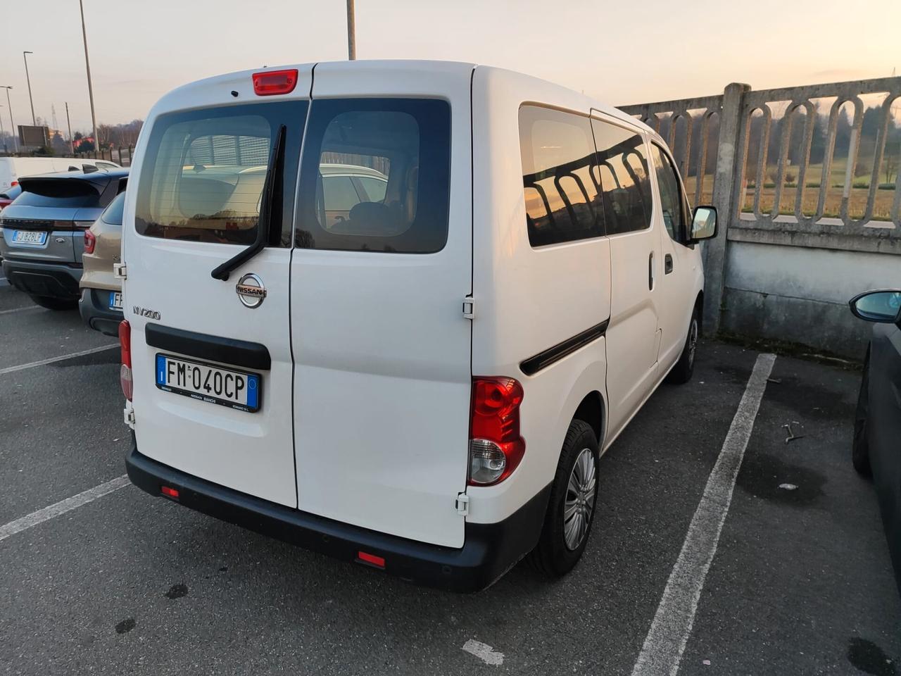 NISSAN NV200 (C58)