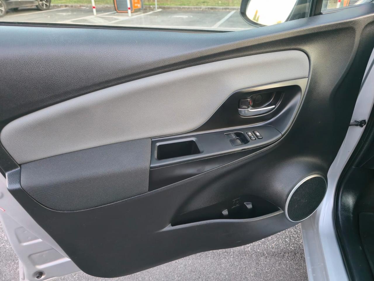 Toyota Yaris 1.5 Hybrid 5 porte Active