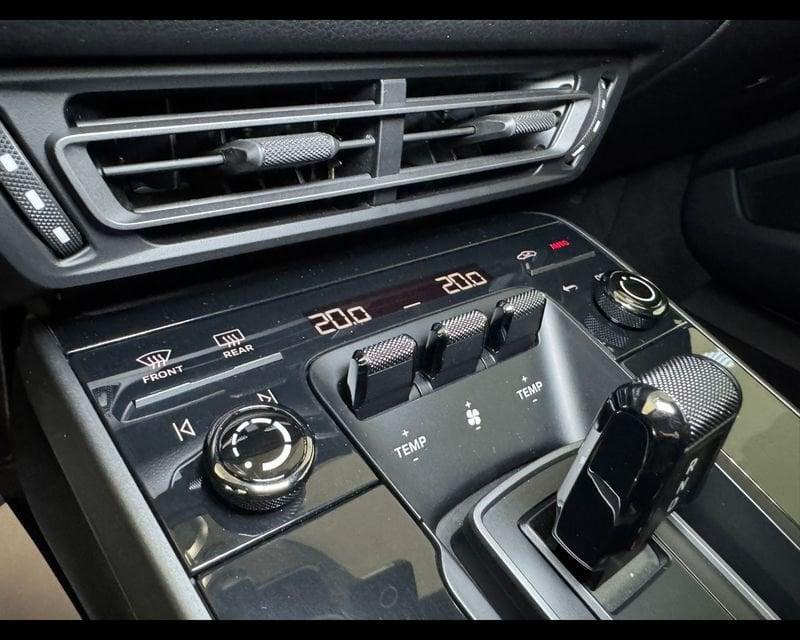 Porsche 911 (992) Carrera