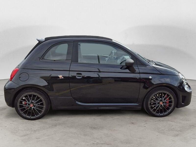 Abarth 695 1.4 t-jet Competizione 180cv