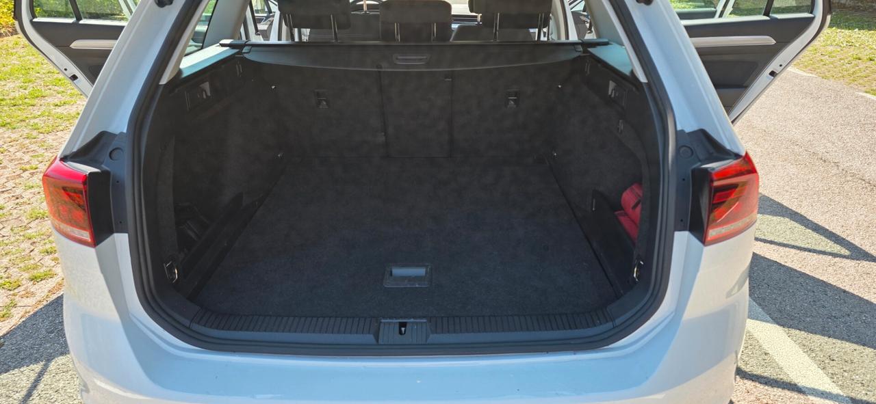 Volkswagen Passat Variant 2.0 TDI SCR EVO Business