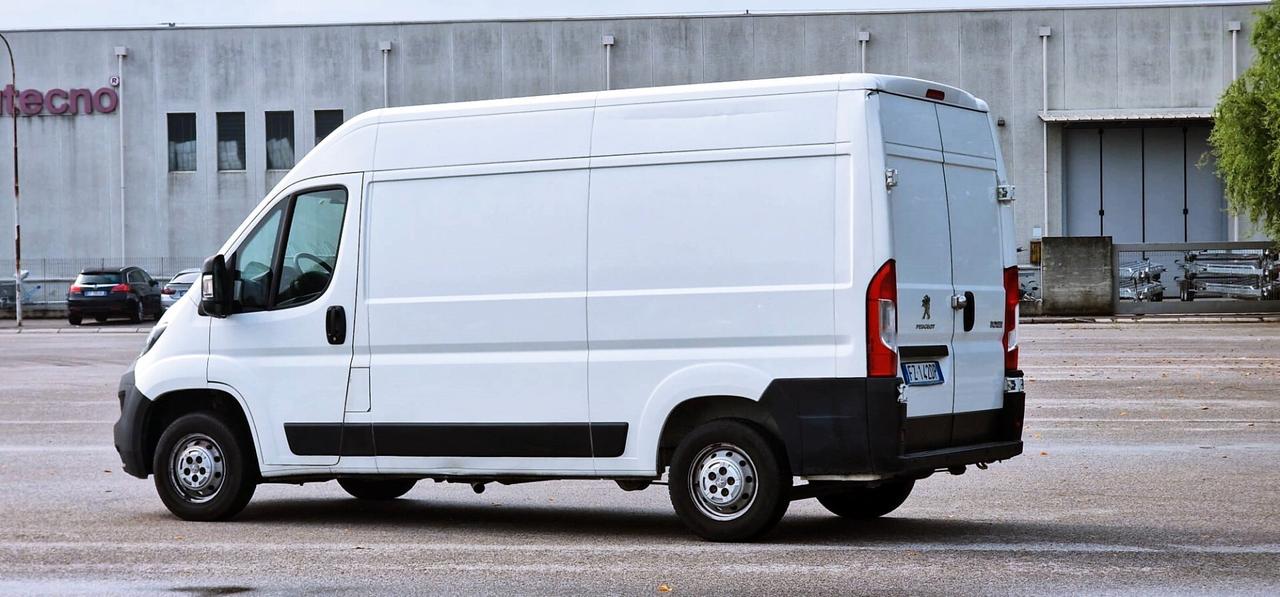 PEUGEOT Boxer 2019 H2 2.2 BlueHDi 140cv