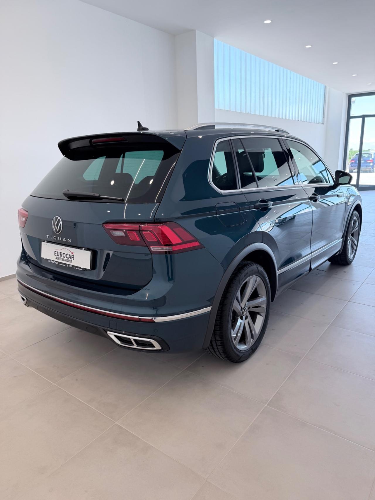 Volkswagen Tiguan 2.0 TDI 150 CV SCR DSG R-Line