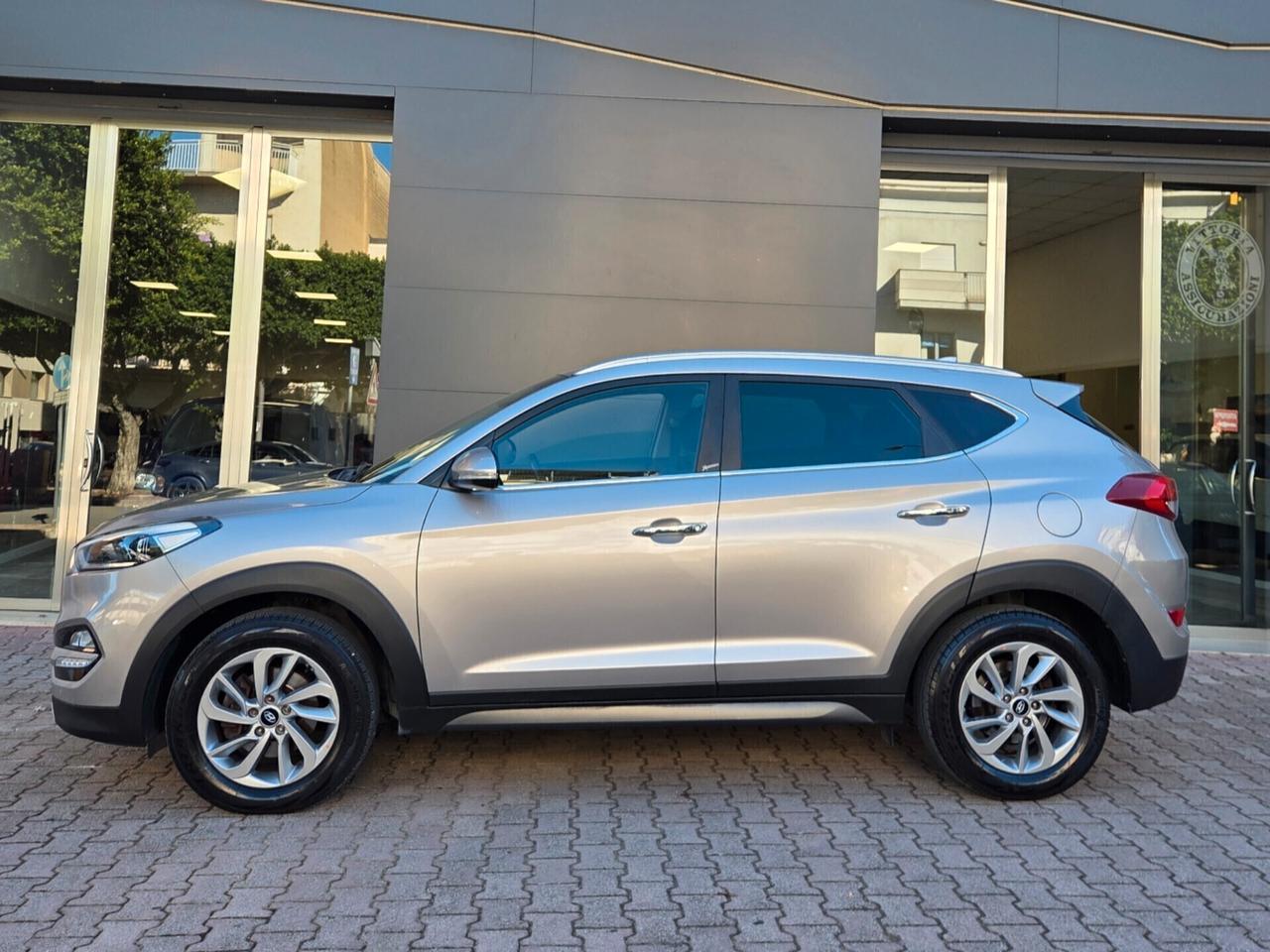 Hyundai Tucson 1.7 CRDI 115 cv XPOSSIBLE