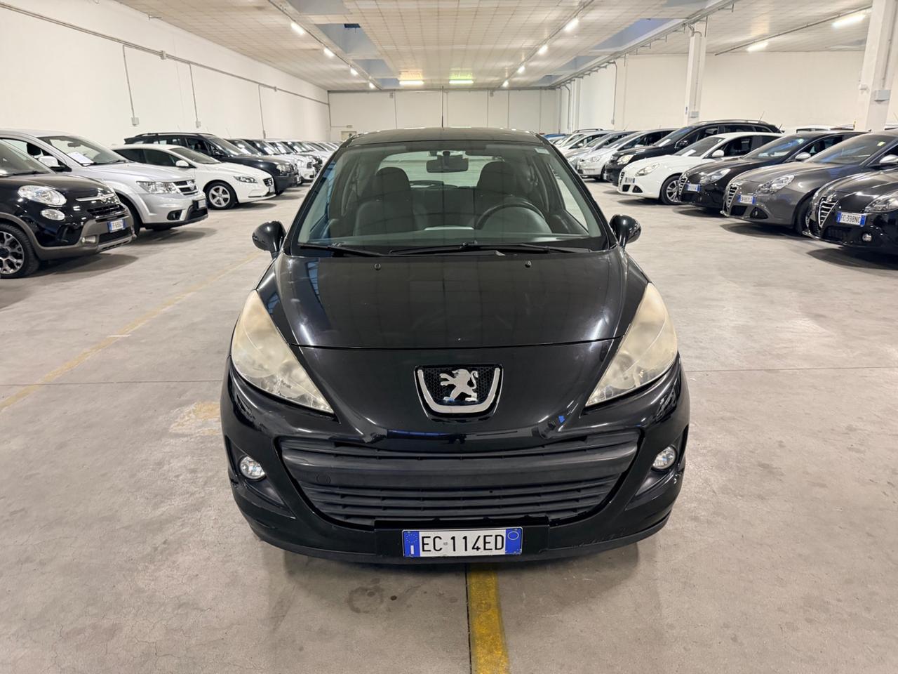 Peugeot 207 1.4 8V 75CV 5p. X Line ECO GPL