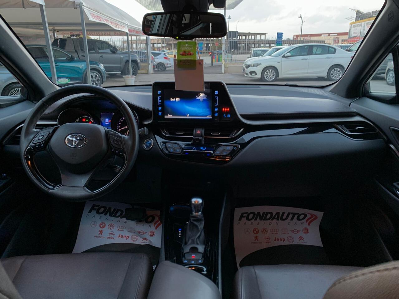 Toyota C-HR 1.8 Hybrid E-CVT Lounge
