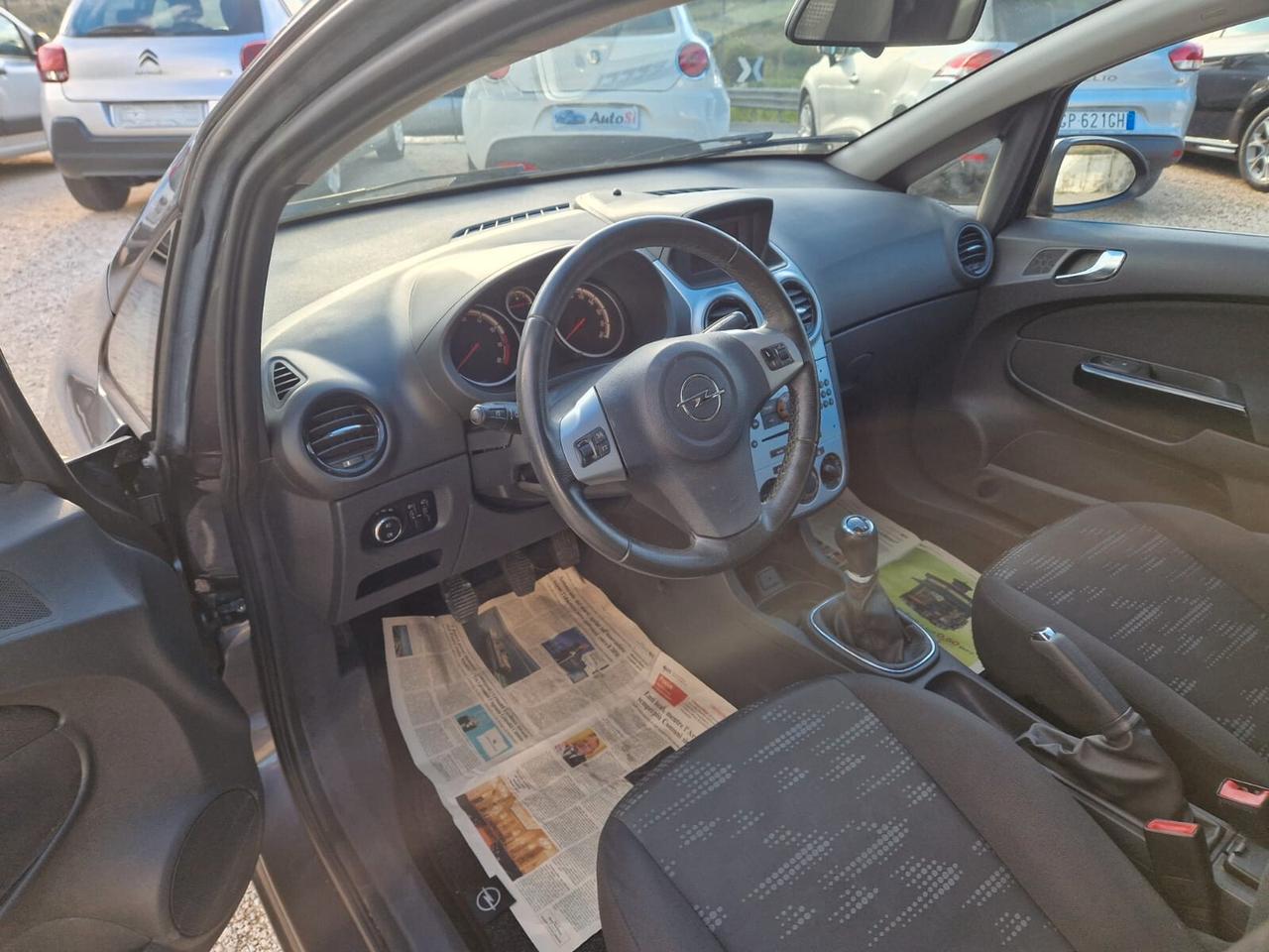 Opel Corsa 1.2 5 porte Elective