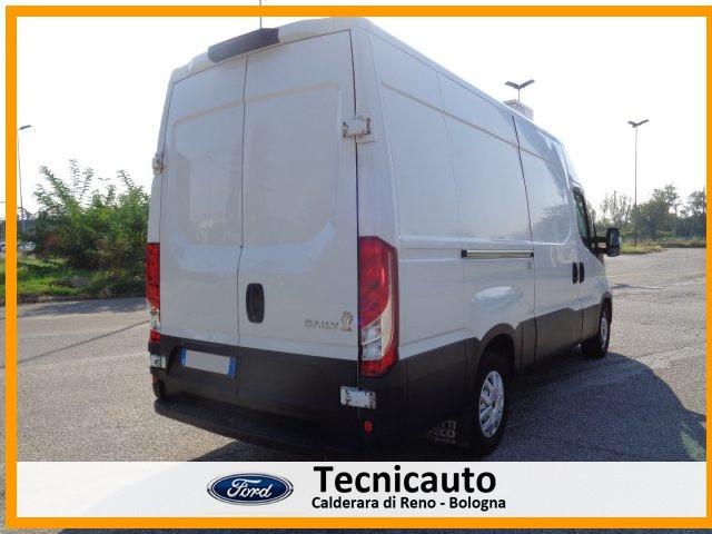 IVECO Daily 35S13V 2.3 HPT PLM-TA Furgone FNAX ISOTERMICO