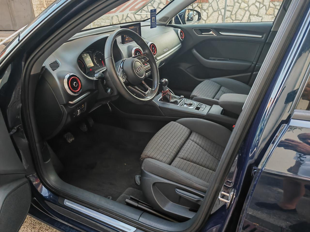 AUDI A3 1.6 TDI SBP STRONIC CV 116 KW85 FULL