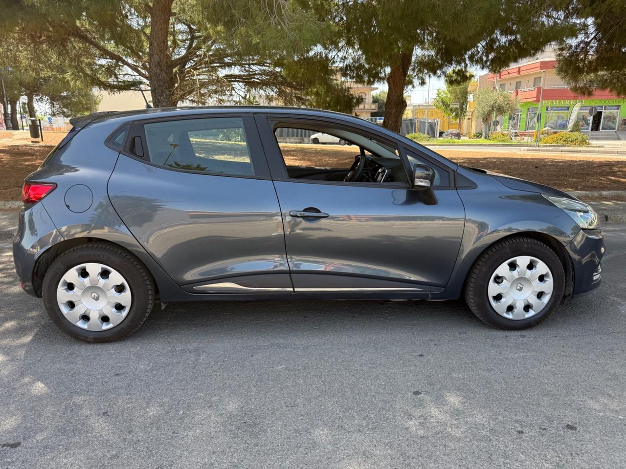 Renault Clio TCe 12V 90 CV 5 porte Business