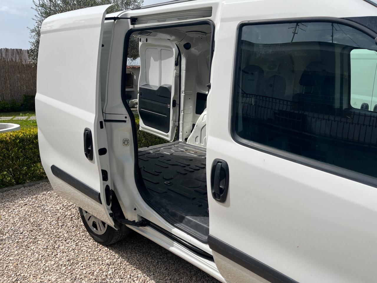 FIAT DOBLO’ 1.6 DIESEL 3 POSTI 2021