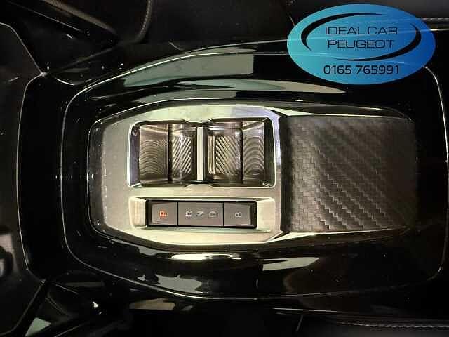 Peugeot 208 motore elettrico 136 CV 5 porte GT