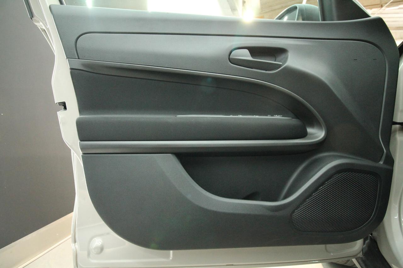 FIAT 600 1.2 HYBRID 110 CV