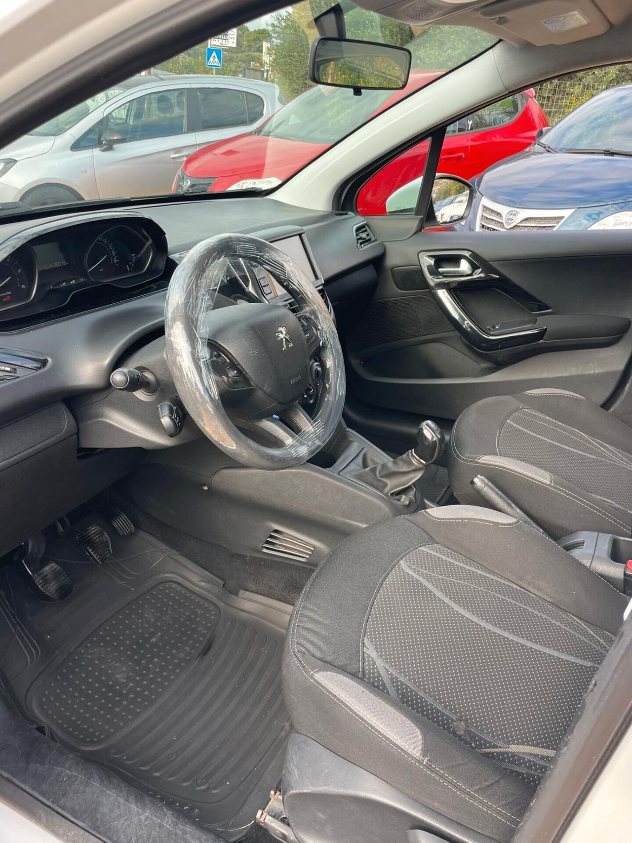 Peugeot 208 "Finanziabile Senza Busta Paga"