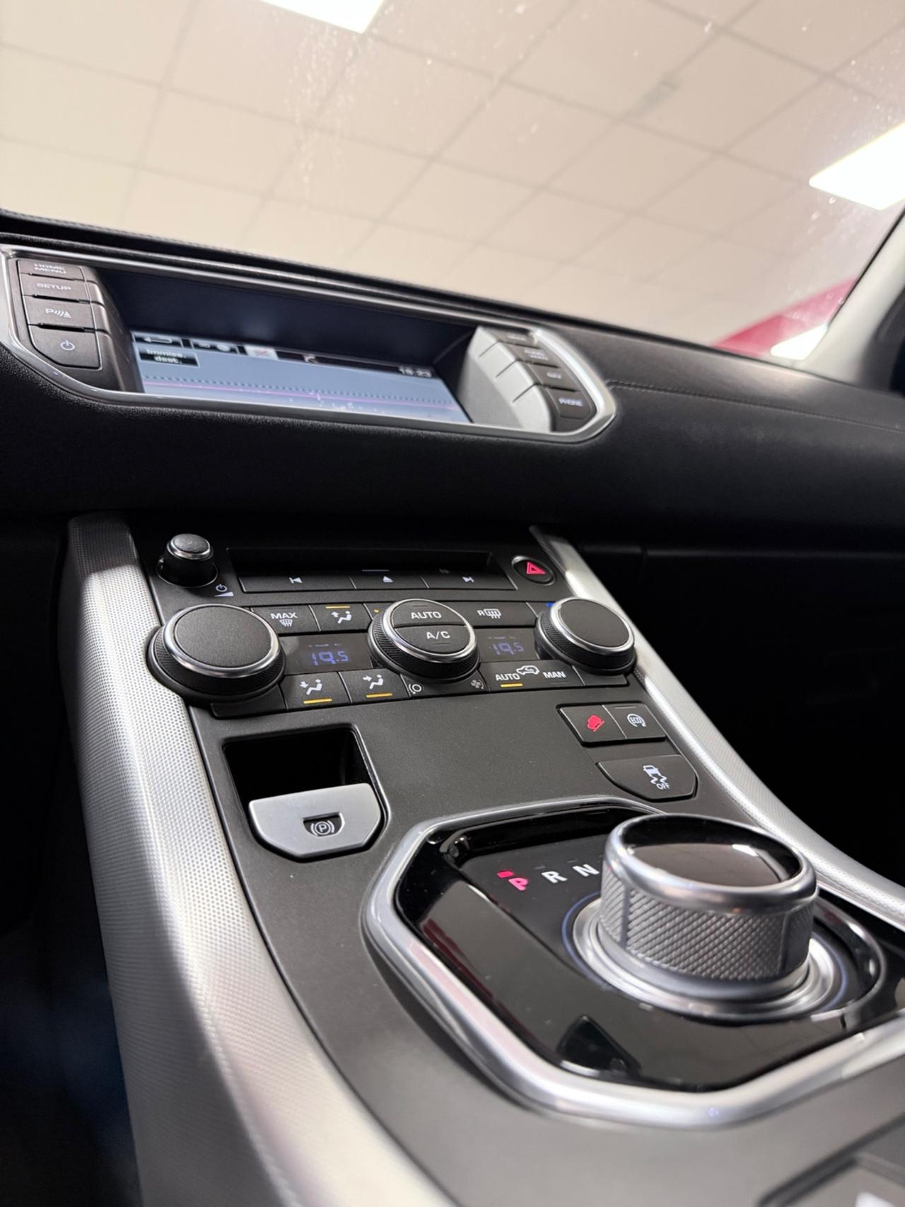 Land Rover Range Evoque 2.2 TD4 5p. British Edition Dynamic