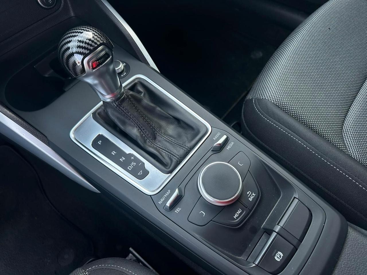 Audi Q2 30 TDI S tronic Admired