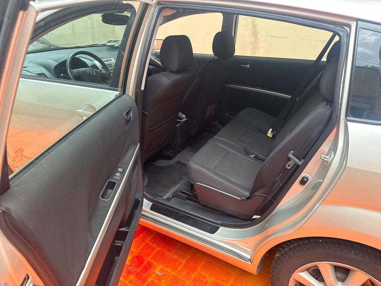 Toyota Corolla Verso 1.8 16V Sol
