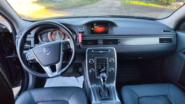 VOLVO XC70 XC70 III 2007 2.4 d4 Momentum awd 181cv geartronic