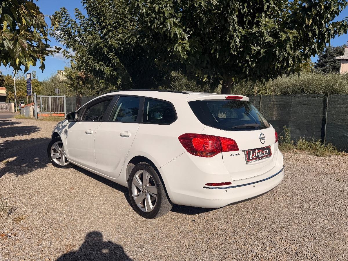 OPEL - Astra Station Wagon Sports Tourer 1.4 t. Cosmo Gpl Tech 140cv