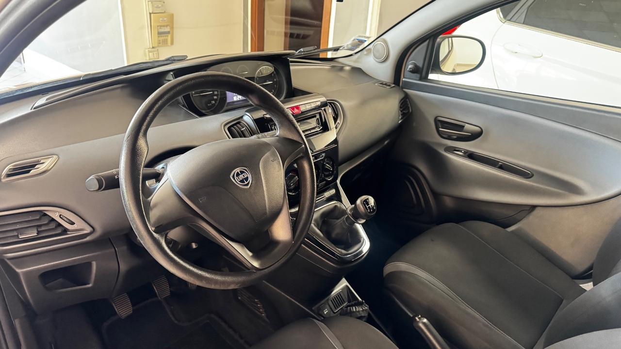 Lancia Ypsilon 1.2 69 CV 5 porte GPL Ecochic Elefantino