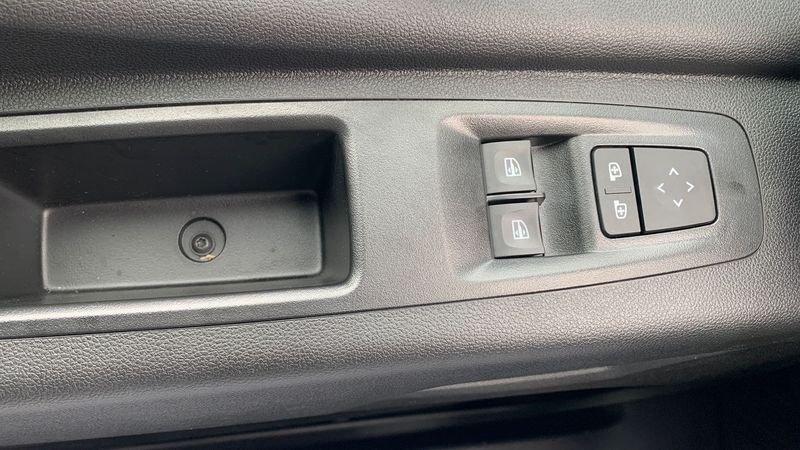 Renault Master Nuovo E-Tech electric FG TA L2H2 T35 long range AC22/DC130