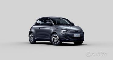 FIAT 500 Berlina 3 + 1 42 kWh 310 km
