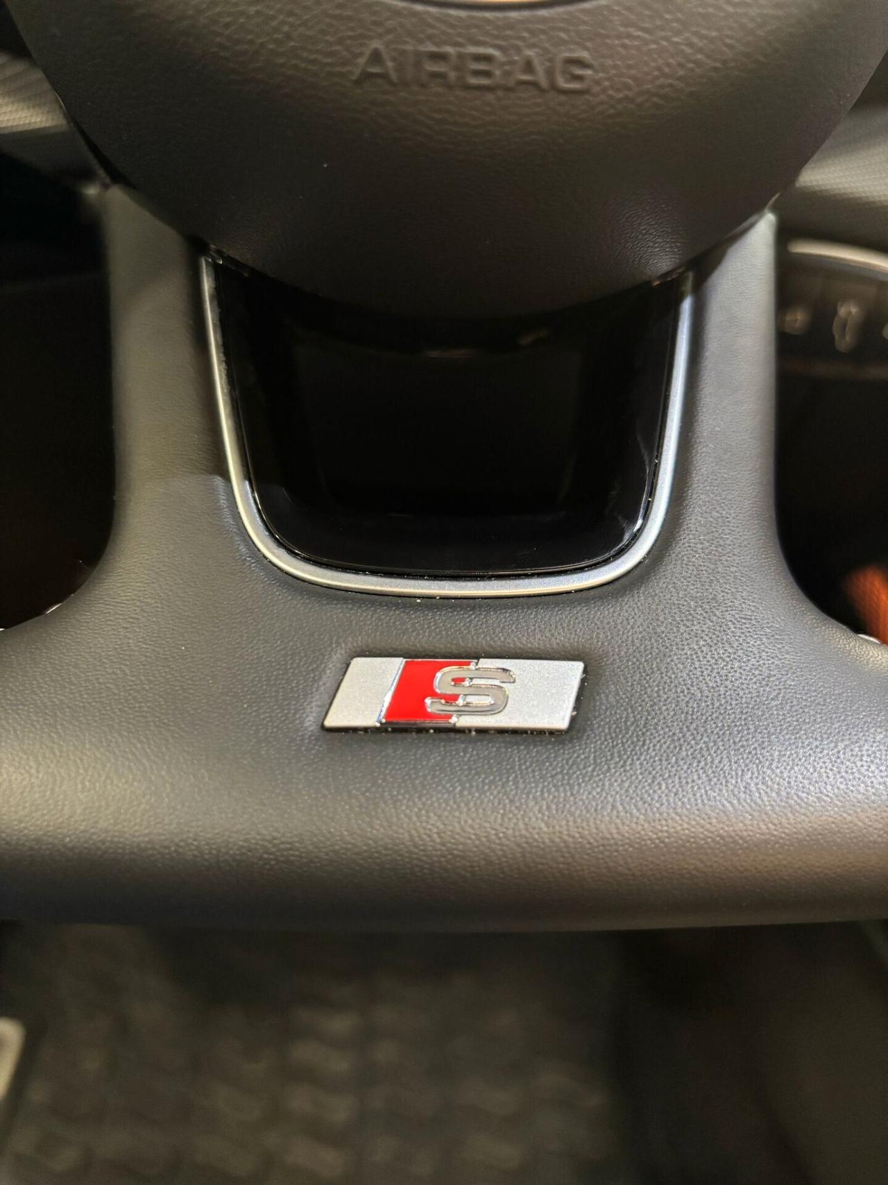 Audi Q2 35 TDI quattro S tronic line Edition 2.0 150cv Tetto Apribile