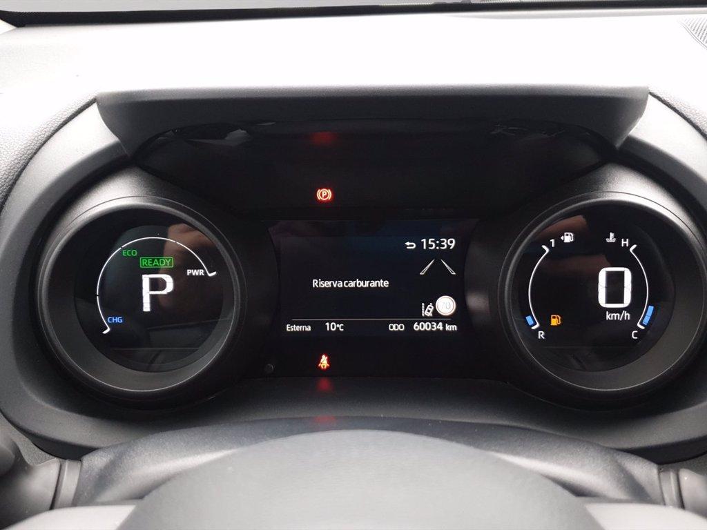 TOYOTA Yaris cross 1.5h active fwd 116cv e-cvt del 2022