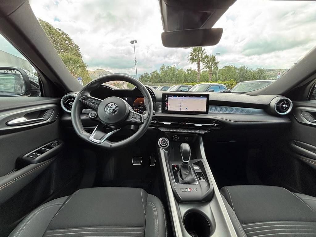 Alfa Romeo Tonale 1.6 Sprint 2024 / 25.000 KM Tua a soli 309 Euro