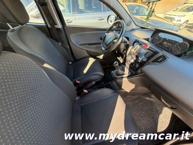 LANCIA Ypsilon 1.2 69 CV 5 porte GPL Ecochic Gold