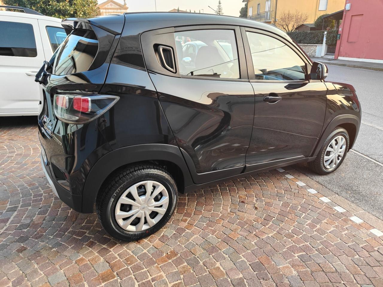 Mahindra KUV100 1.2 VVT M-Bifuel(GPL) K6+