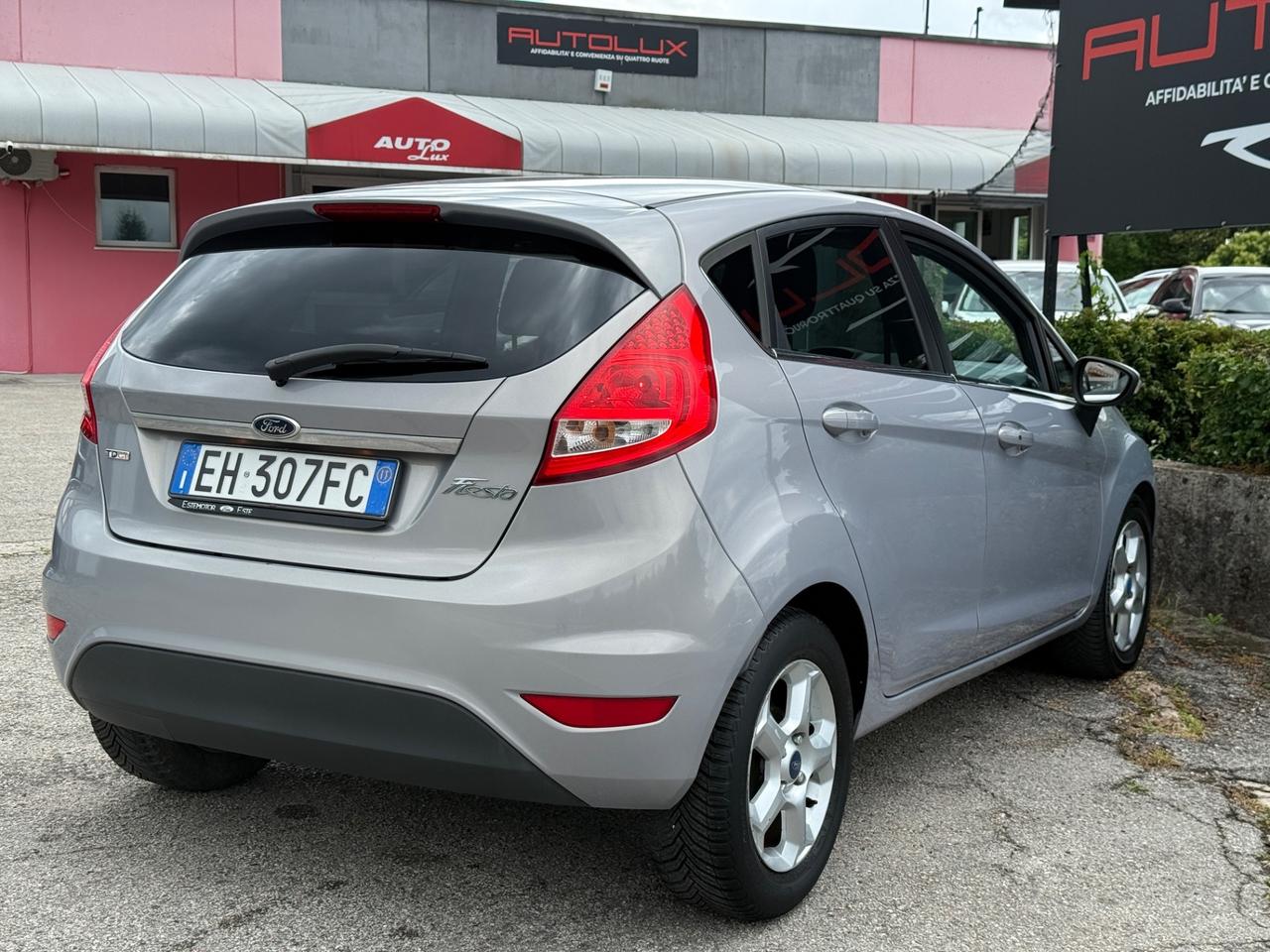 Ford Fiesta 1.4 TDCi 5p. Titanium 120.000
