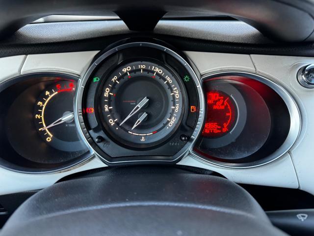 DS AUTOMOBILES DS 3 1.6 e-HDi 90 airdream Just Black