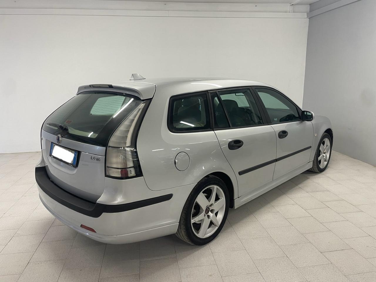 Saab 9-3 SportHatch 1.9 TiD 16V DPF Vector Perfetta