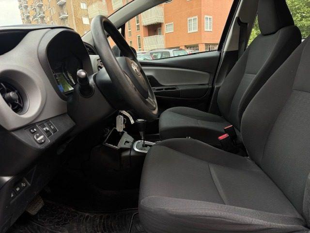 TOYOTA Yaris 1.5 Hybrid 5 porte Cool