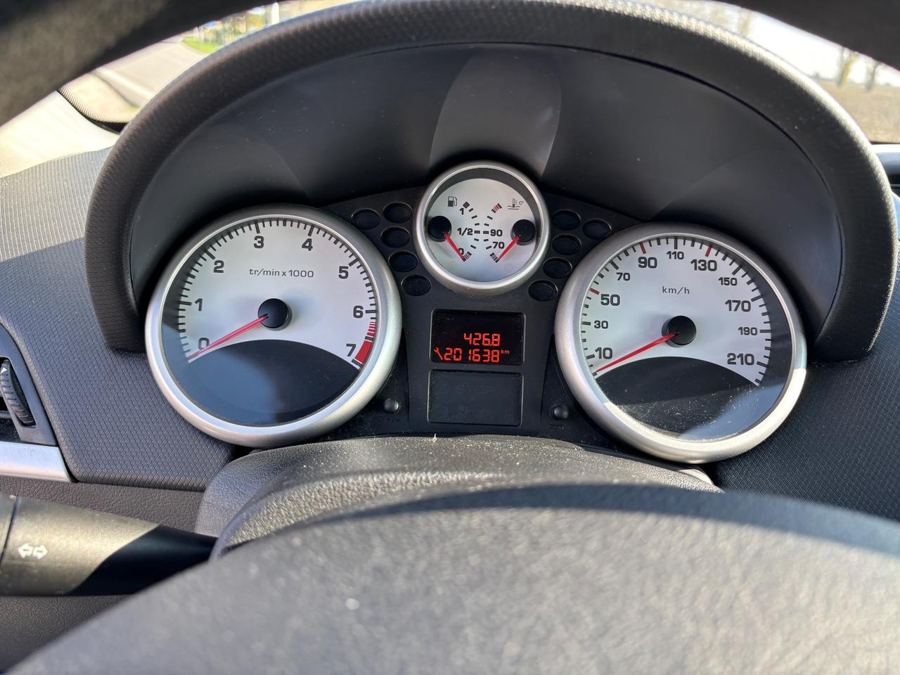 Peugeot 207 1.4 VTi 95CV SW Energie Sport