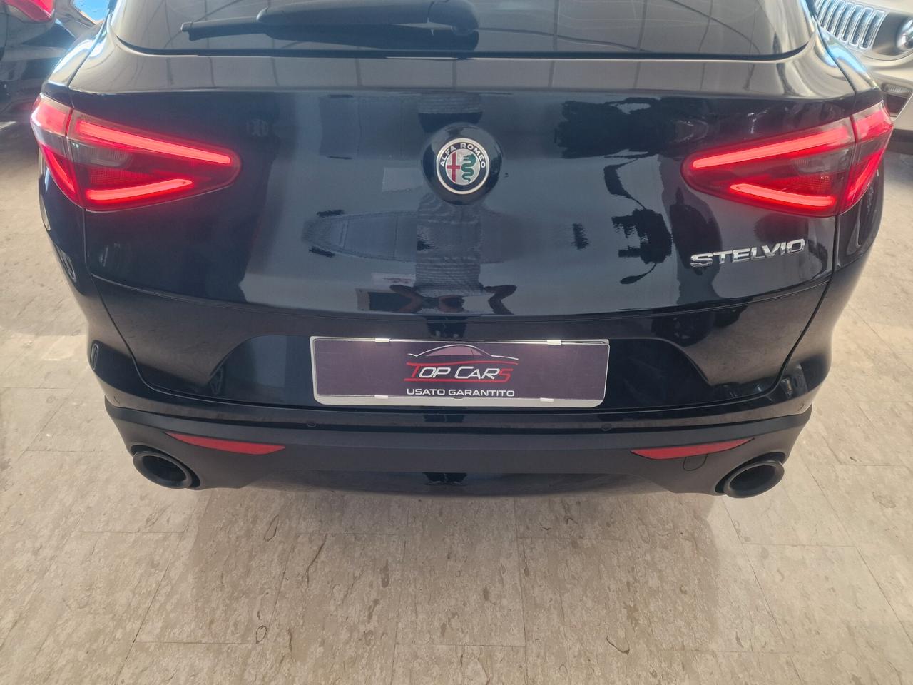 Alfa Romeo Stelvio 2022