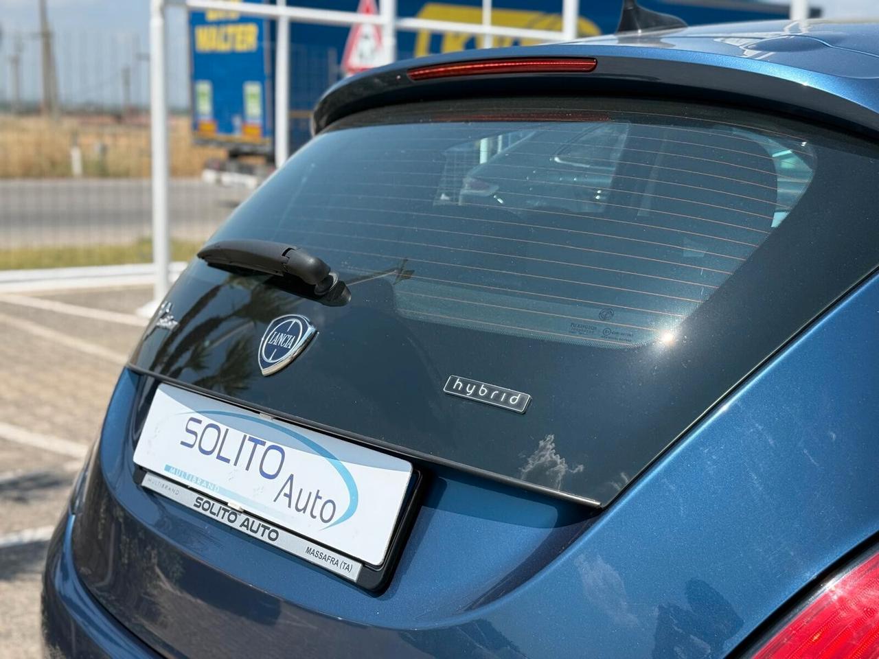 Ypsilon 1.0 5 porte S&S Hybrid Gold Blu Eleganza