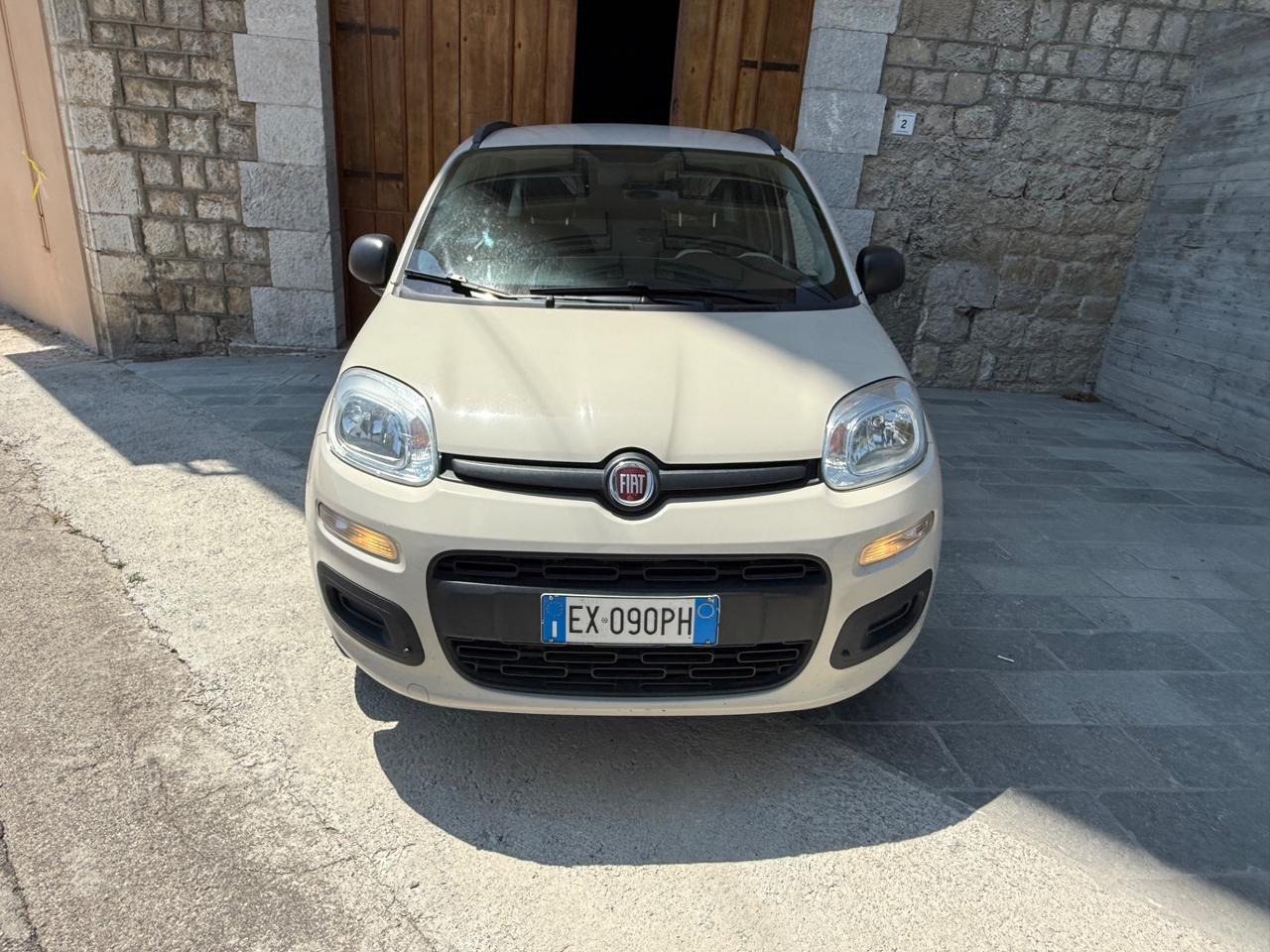 Fiat Panda 0.9 TwinAir Turbo Natural Power Lounge
