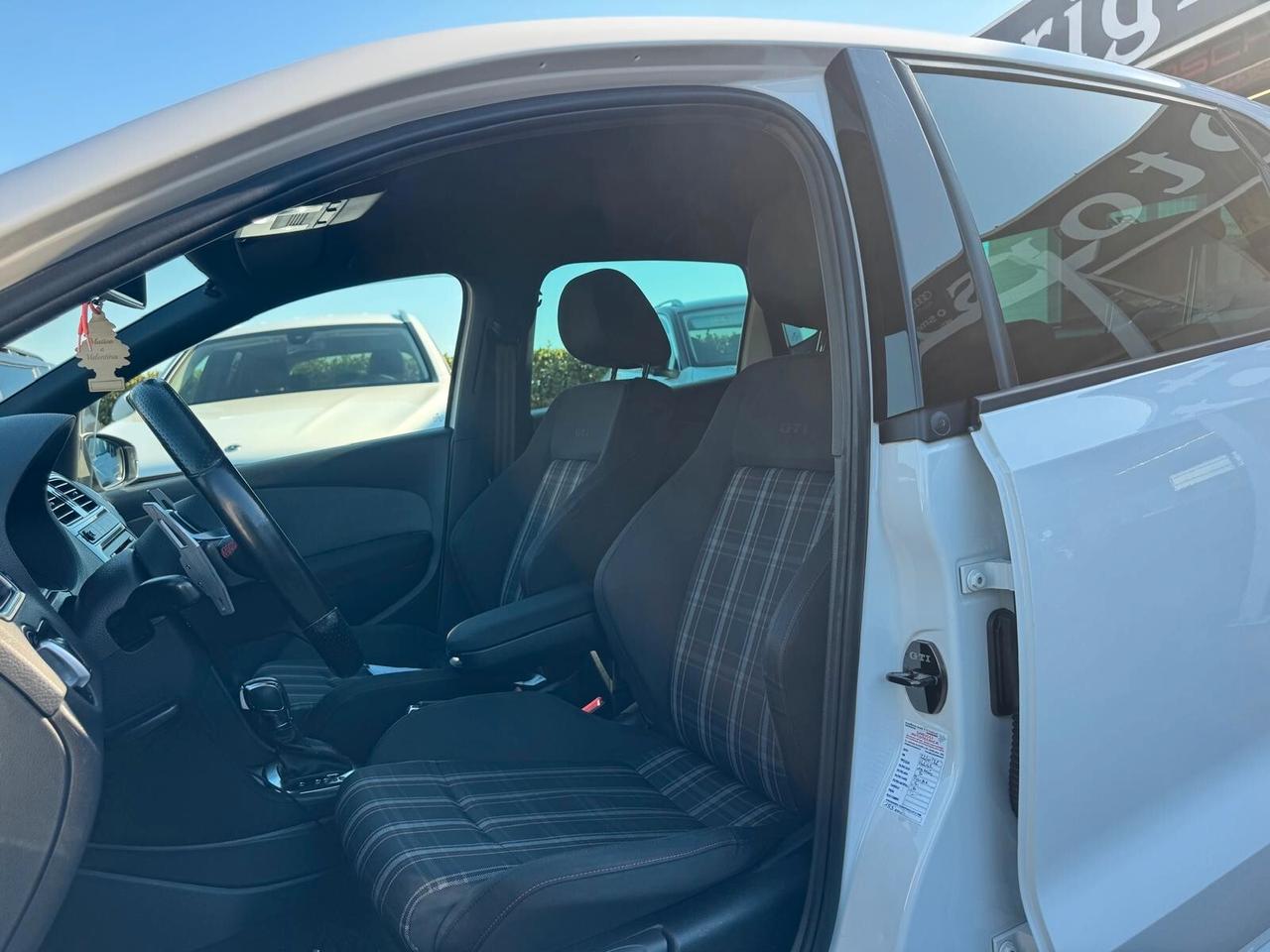 Volkswagen Polo 1.4 TSI DSG 5 porte GTI