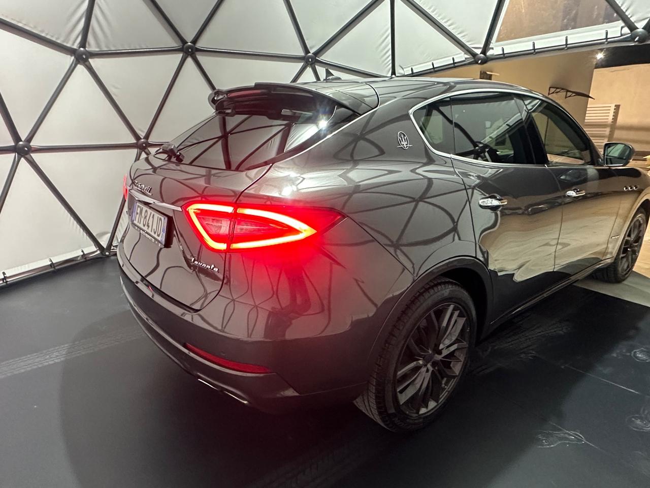 Maserati Levante V6 AWD Gransport