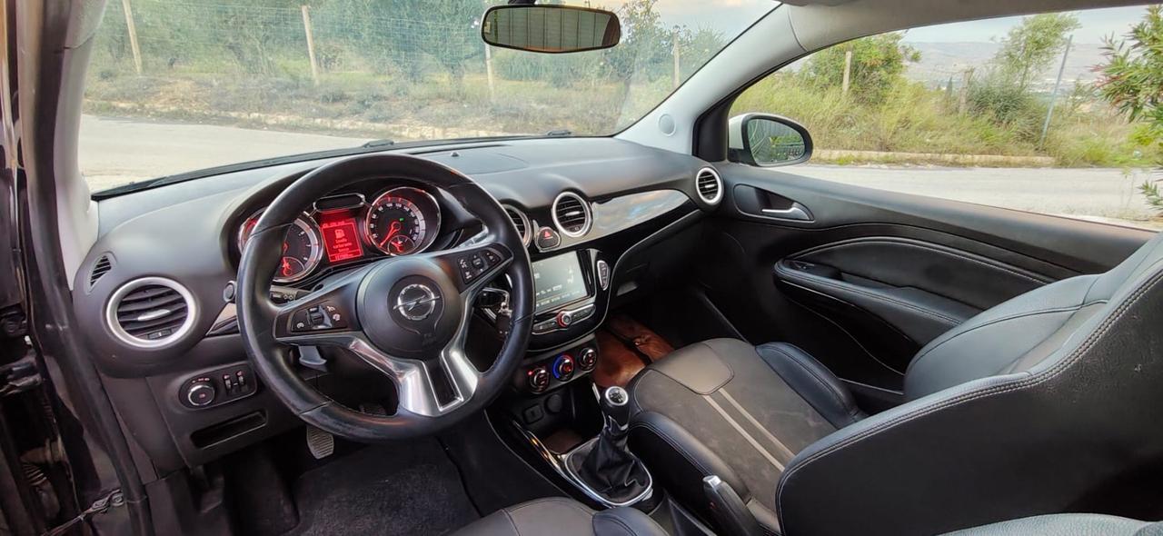 Opel Adam 1.4 87 CV GPL Tech Jam